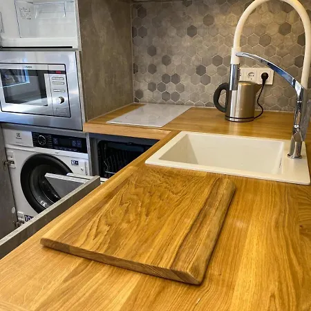 Woodstone Loft 아파트 *